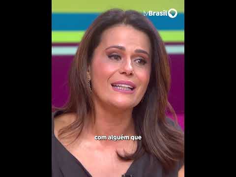 Adriana Araujo fala sobre solidão e relacionamentos tóxicos