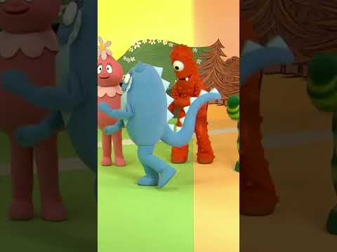 It's time to dance! | Yo Gabba Gabba 1 Minute | Ep 104 @YoGabbaGabbaFullEpisodes