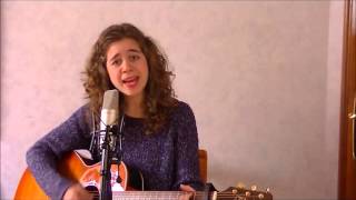 Mira dentro (Maldita Nerea), Ana Luz