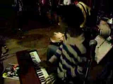 Steel Train Gypsy Waves ft. HelloGoodbye