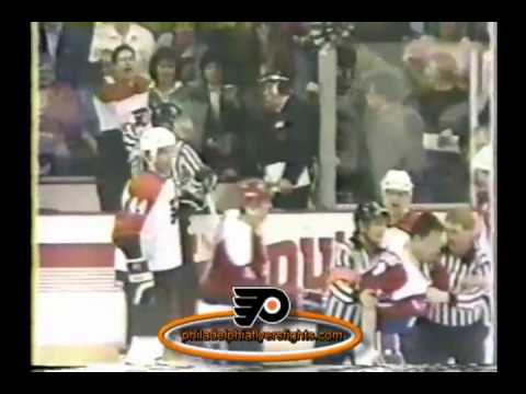 Apr 14, 1988 Greg Adams vs Greg Smyth Washington Capitals vs Philadelphia Flyers
