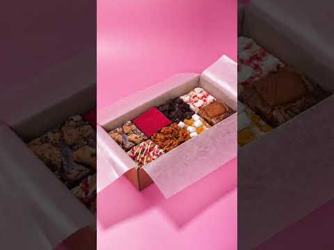 Valentines brownies have hit Crumbs & Doilies! Head to our website to find out more ❤️