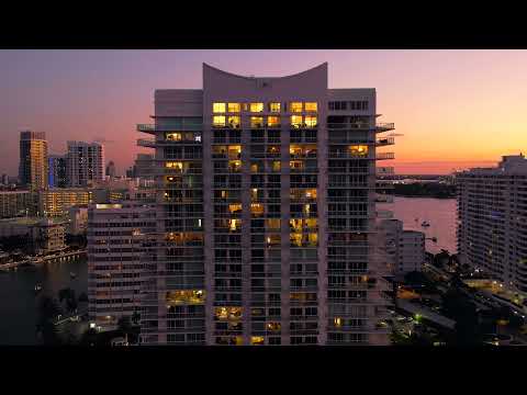 10 Venetian Way PH 2-3