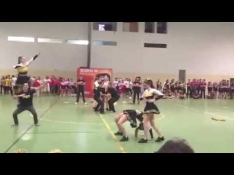 Cheerleaders PUCPR Maringá