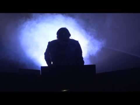 Kavinsky - Roadgame (Live)