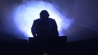 Kavinsky - Roadgame (Live)