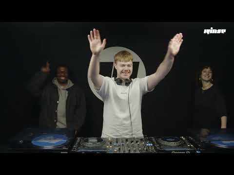 2much invite Faster Horses (DJ Set) | Rinse France