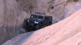 preview picture of video 'My Ascent up Hell's Gate in Moab @ Hell's Revenge in an H1 Hummer (View from the top)'