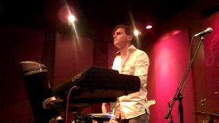 Jonathan Fritzen Performs Nordic Night Live at Spaghettinis