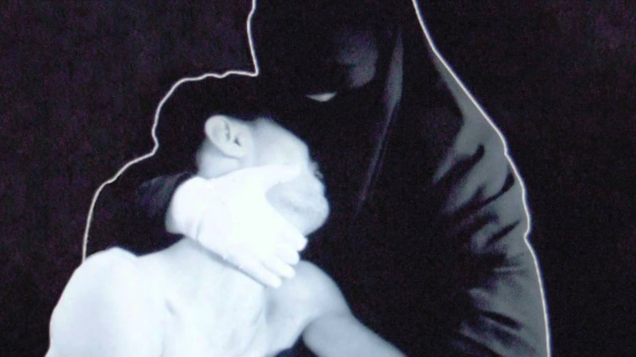 Crystal Castles - Child I Will Hurt You