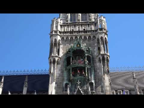 Münchner Glockenspiel am Marienplatz