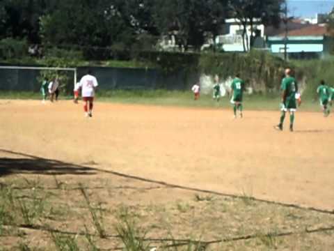 Defesa do goleiro do 2° quadro do Unidos.AVI