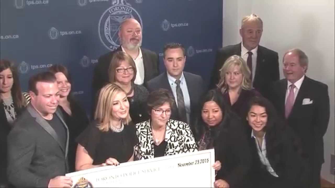 Chief's Gala Cheque Presentation to Victim Services Toronto