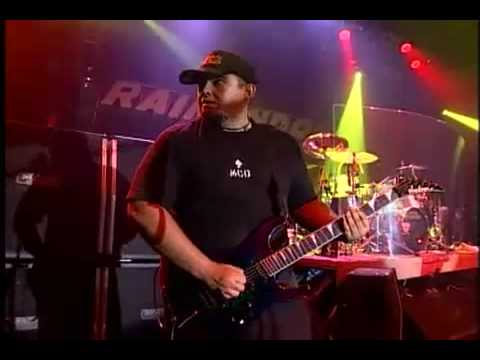 Raimundos - Oliver's Army (Elvis Costello Cover)