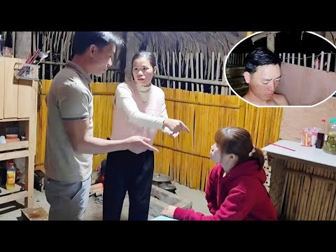 The girl was worried and looked for an excuse to approach Bao to find out more about him.