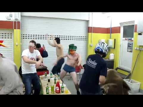Harlem Shake Steles Edition