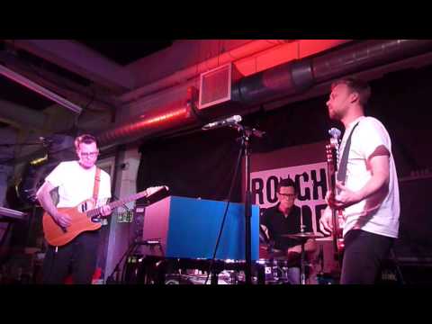 Tom Vek 04 Nothing But Green Lights (Rough Trade East London 10/06/2014)