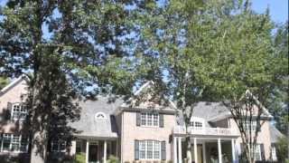 preview picture of video 'Quick Tour of The Oaks, Chapel Hill, NC $500,000-$1M+'