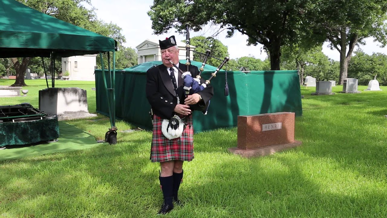 Promotional video thumbnail 1 for Pipe Major Robert G. Richardson