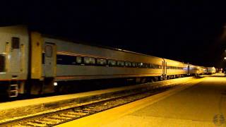 preview picture of video 'Amtrak 393 And CN #8940 In Carbondale'