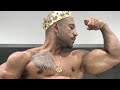 Muscle worship gigant king