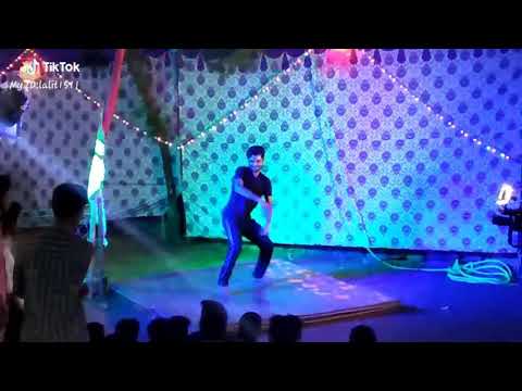 lalit singh  in public dance