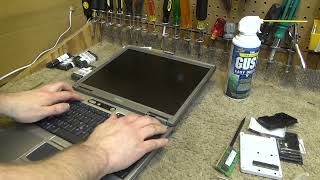 Dell Latitude D610 | Hard Drive and RAM Replacement