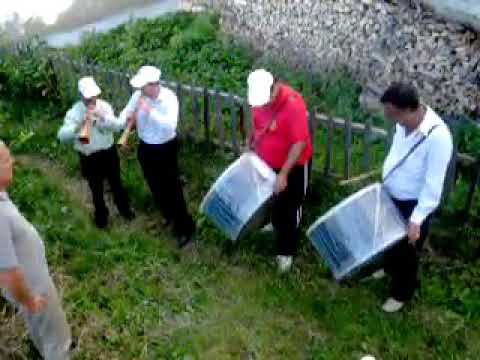 Majovci Lazaropole - Зората се зазори; Канење на мртвите - www.lazaropolee.blogspot.com