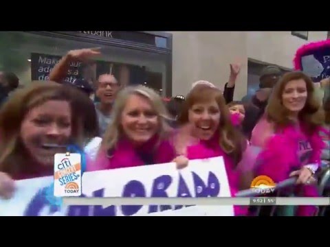 Puff Daddy & The Familiy ft. Lil' Kim - It's All About the Benjamins (Live on Today Show)