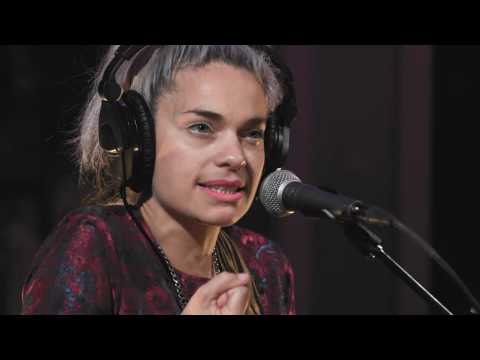 Fémina - Mi Eje (Live on KEXP)