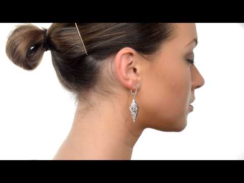 H4543 - Stunning 0.73ct Diamond and 9K White Gold Earrings