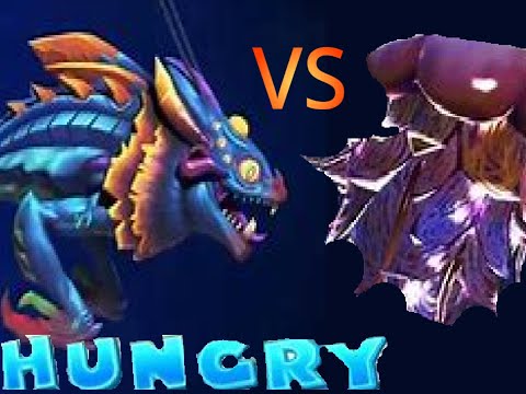 Comic Alan with a Hungry Rush VS the Giant Purple Jellyfish l Hungry Shark World - HD
