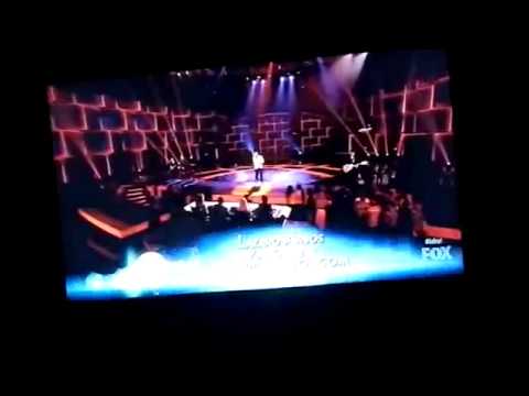 [HD] American Idol 2013 Episode 19 - Finalist Competition - Lazaro Arbos - March 20, 2013_4