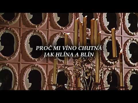 Šíleně smutná princezna - Slza z tváře padá (Text)