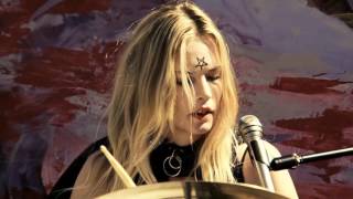 Death Valley Girls - I'm a Man Too (Live on PressureDrop.tv)