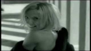 Geri Halliwell - Love Never Loved Me