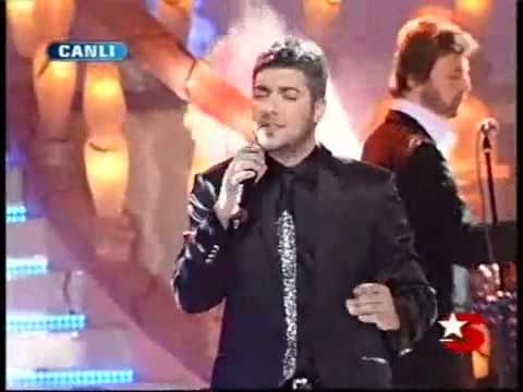 Popstar Alaturka - Armağan - Gözlerimde Donmuş İki Damlasın.mp4