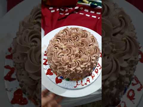 chocolate rosset cake design from Khalida faizan