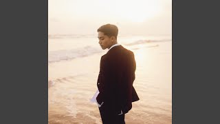 Lirik Lagu Tak Searah - Betrand Putra Onsu: Tuhan Bolehkah Ku Cintai Dia Ku Ingin Dia Jadi Milikku