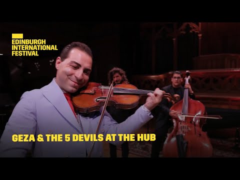 Geza & The 5 DeViLs At The Hub