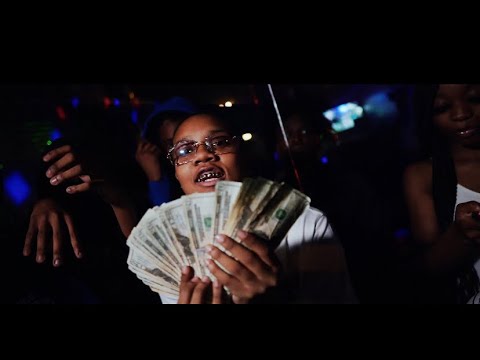 smackyyackyaja - Im Back (music video) shot by @SHOTBYMANTE