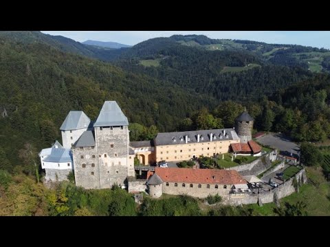 Die Burg Deutschlandsberg von oben
