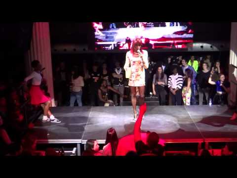 M Queen vs Rina │ Top 8 │ HotMess 5