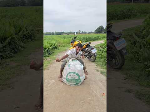 He tied the sack tightly with rope.77987#funny