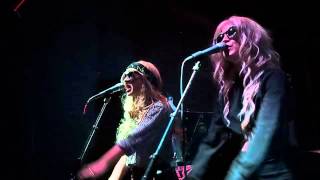 The Casket Girls-Same Side