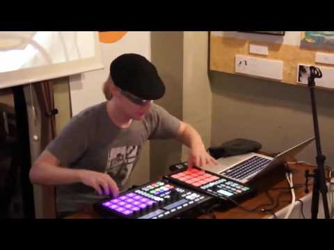 Maschine Vs MPC  - Jeremy Ellis Vs... Jeremy Ellis