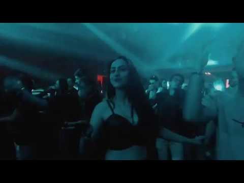 Kubi, Viktor Mora - Fanfarra