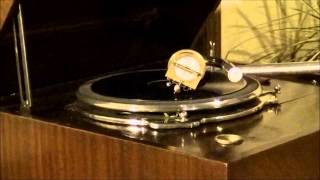 Johnny Dodds; BULL FIDDLE BLUES