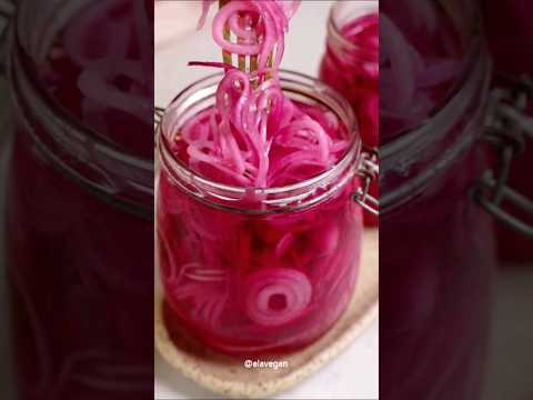 , title : 'How To Make Pickled Red Onions In Minutes!'