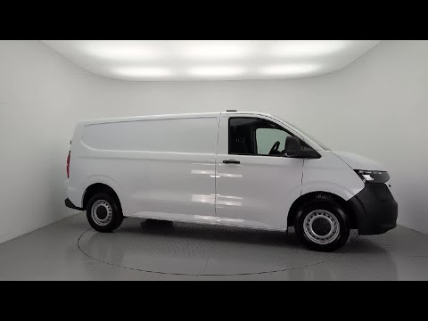 Volkswagen Transporter 30 VAN LWB TRENDLINE 150HP - Image 2
